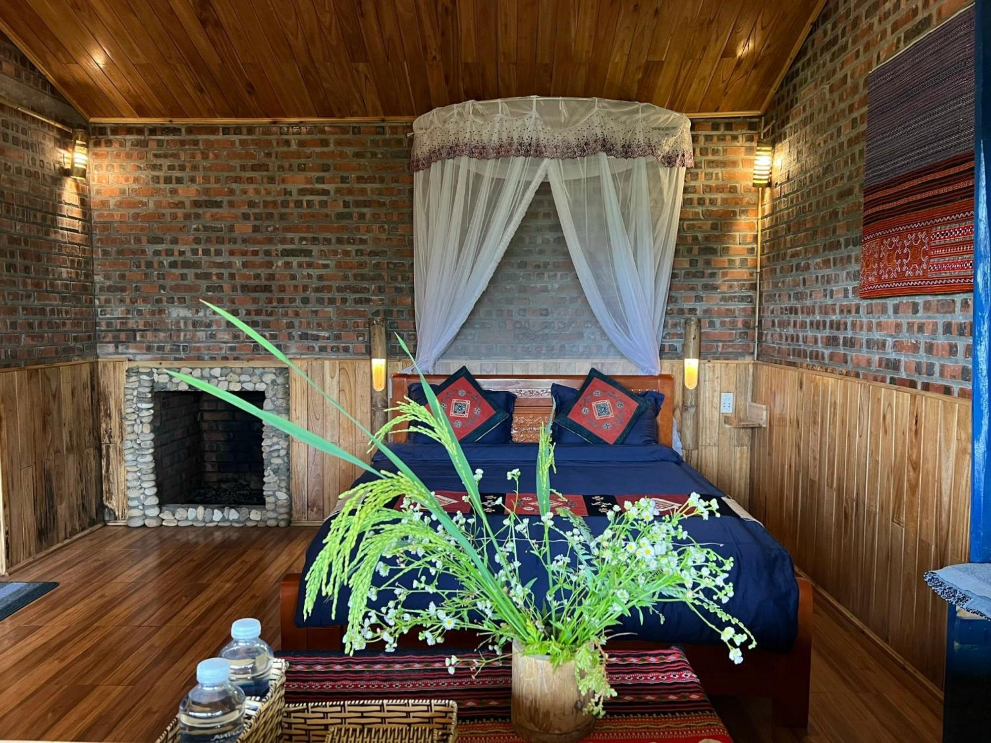 Sapa Hmong Bungalow Homestay Extérieur photo